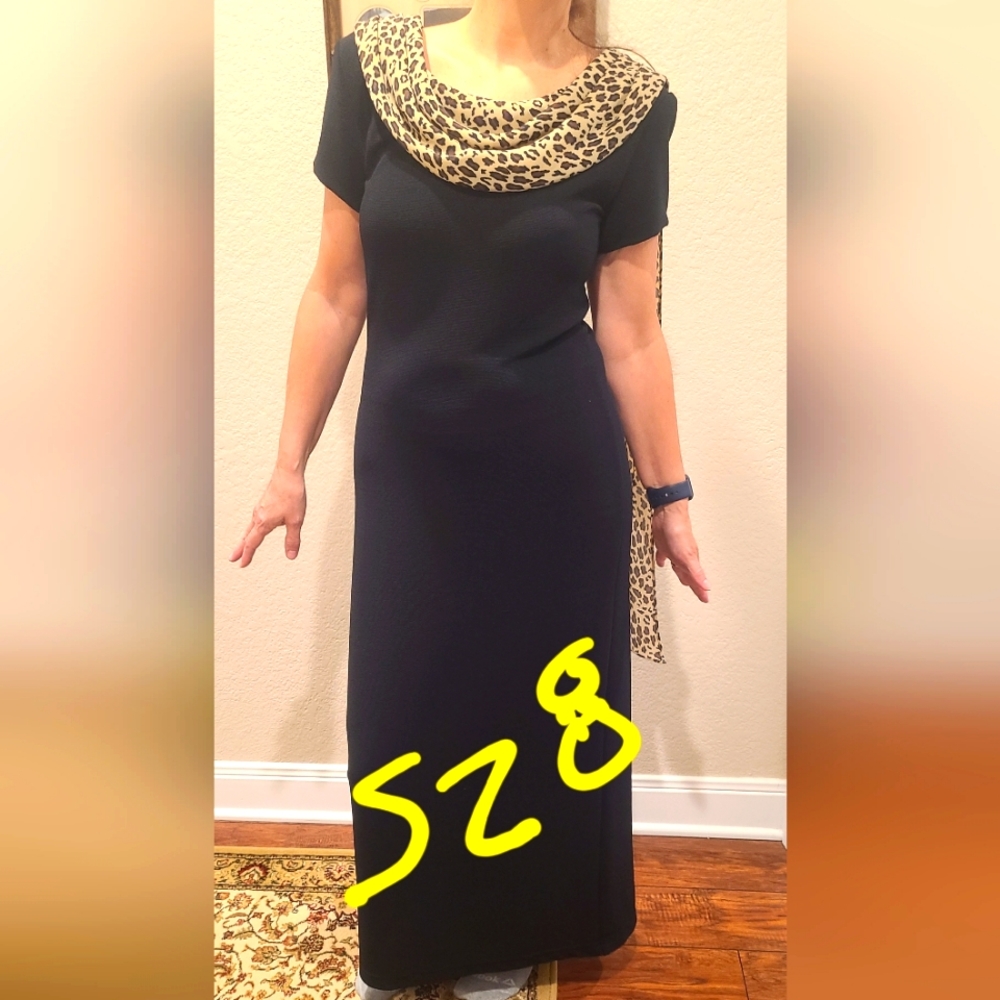 sz 8  Shari Martin dress great condition